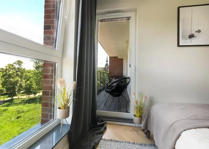 Old Town, View Park, Free Parking Daire